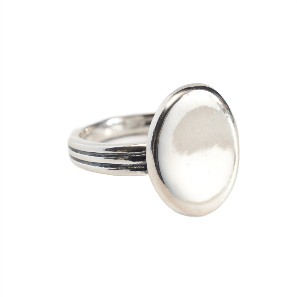 Modern Silver Oval Ring, size 7