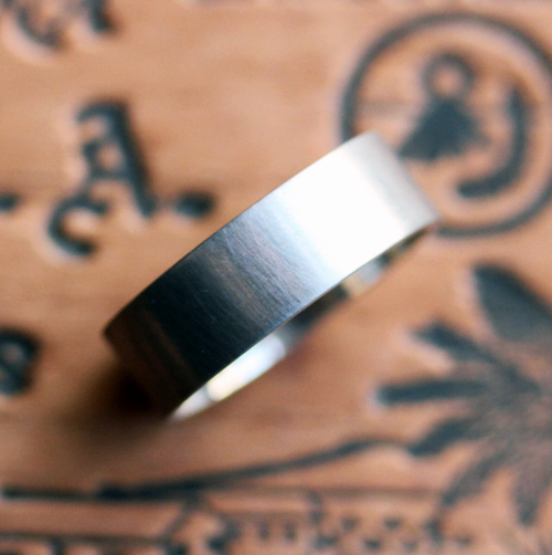 White Gold Brushed Band