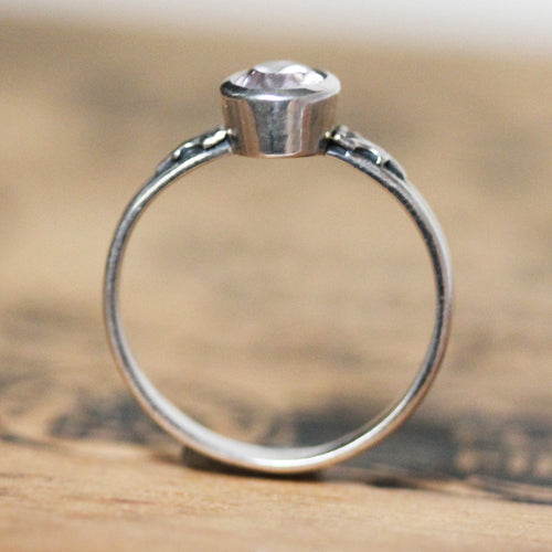 Oval Gemstone Ring, Charlotte Brontë - Garnet - Size 6