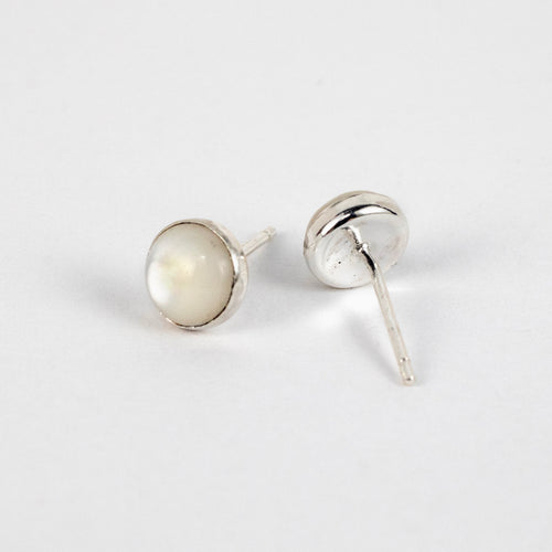 6mm Mother Of Pearl Cabochon Earrings Silver