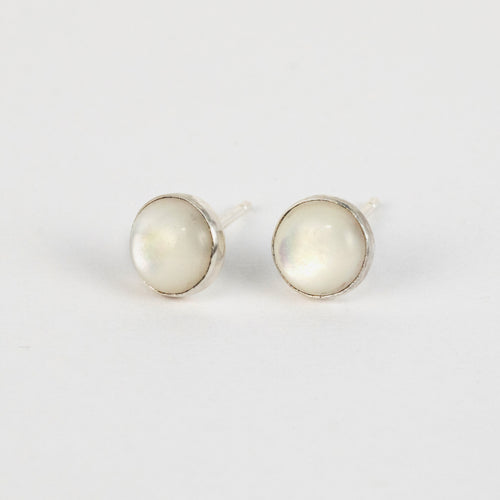 6mm Mother Of Pearl Cabochon Earrings Silver