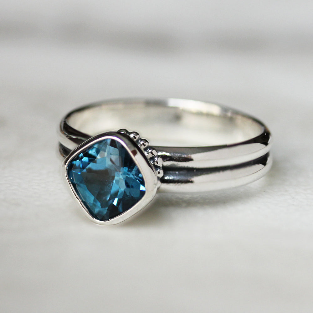 London Blue Topaz Cushion Cut Ring, Poppyseed