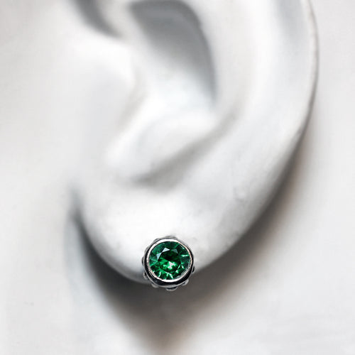 Bezel Birthstone Stud Earrings - May / Imitation Emerald