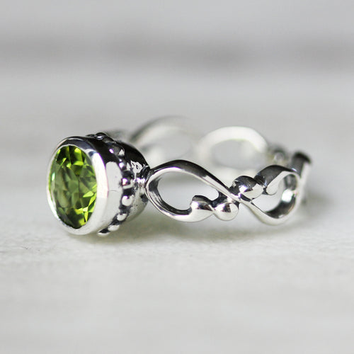 Green Peridot or Emerald Ring, Sterling Silver Wrought