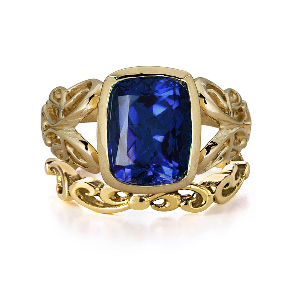 Large Cushion Sapphire or Emerald Ring in 14k Gold with Wedding Band - Brontë