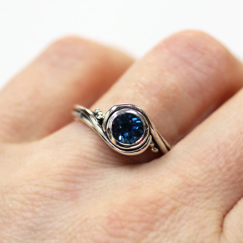 handmade-ethical-Oxidized-Sterling-Silver-London-Blue-Topaz-Pirouette-Ring-03