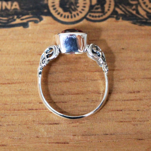 Victorian Garnet Cushion Ring, Brontë