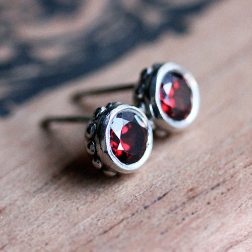 Handmade-Ethical-Red-Garnet-Bezel-Stud-Earrings-03