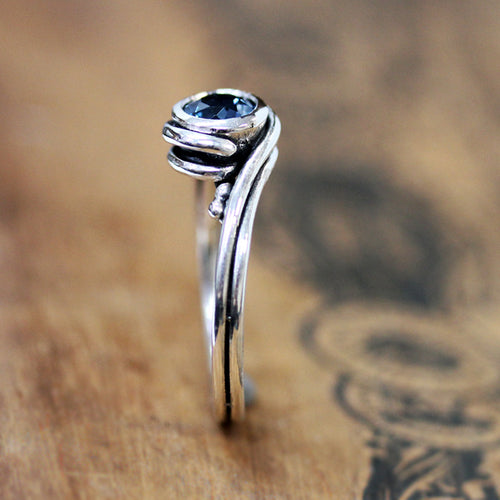 handmade-ethical-Oxidized-Sterling-Silver-London-Blue-Topaz-Pirouette-Ring-02
