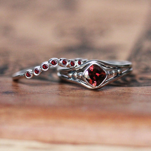 Sterling Silver Garnet Satellite Ring Set